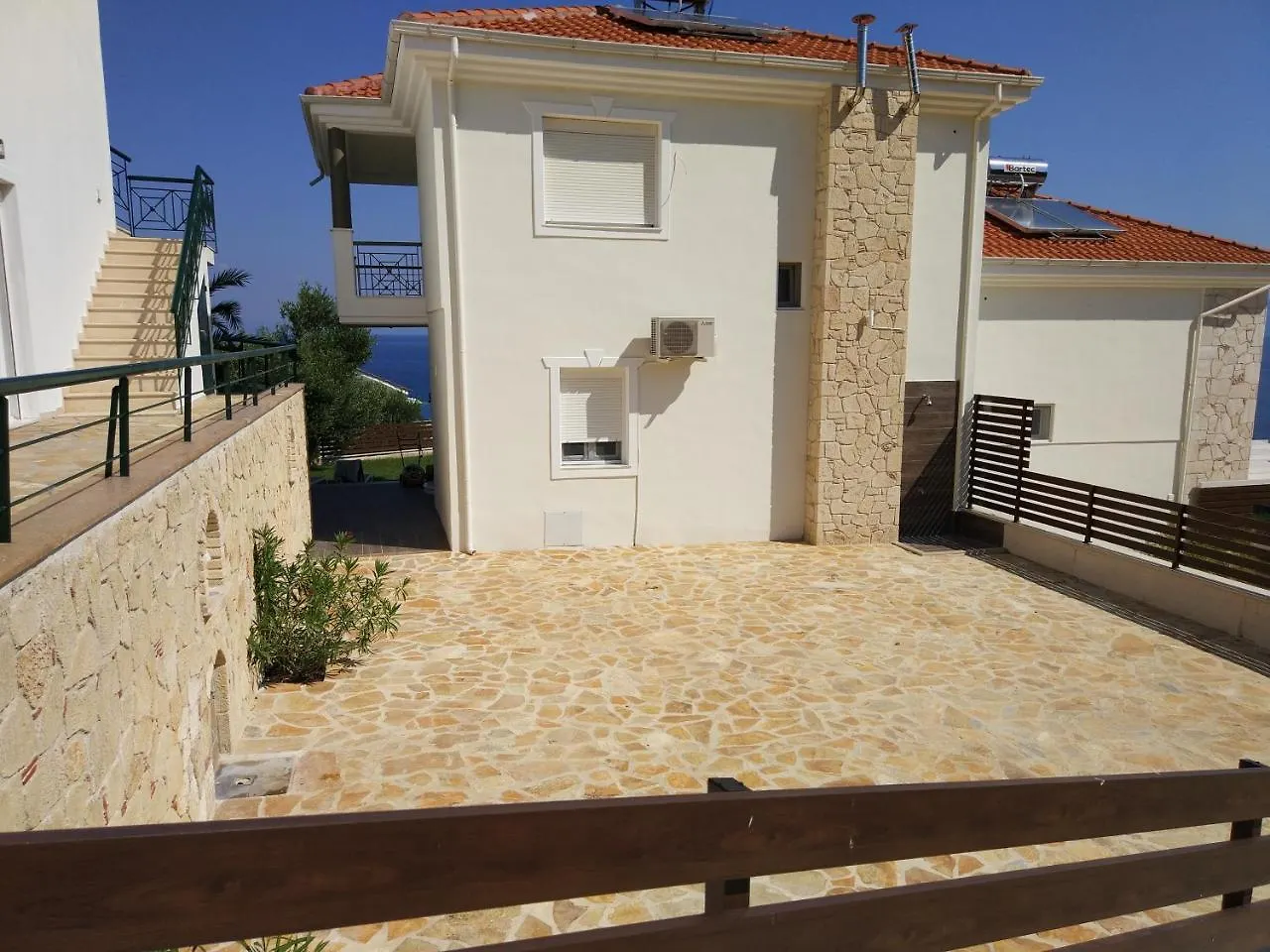 Paliouri Villa Vista Al Mar By Luxlikehome